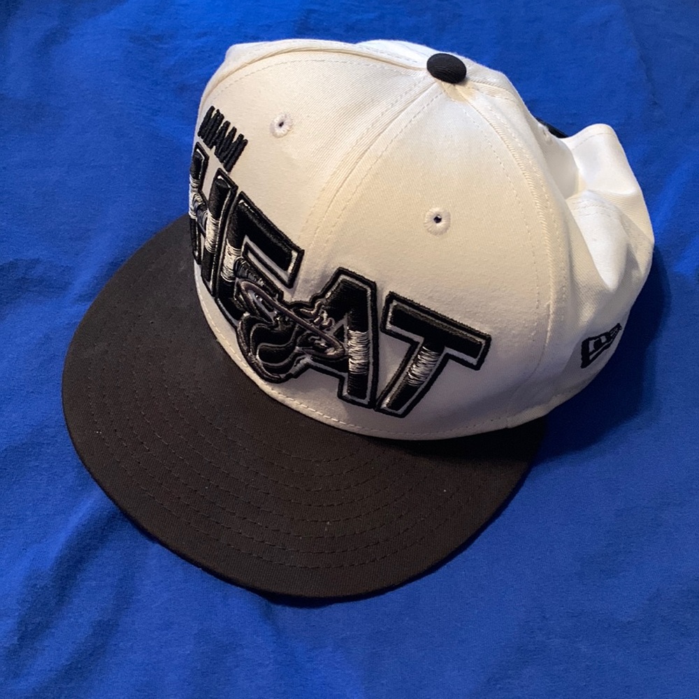 New Era Miami Heat NBA Snapback Cap Hat
